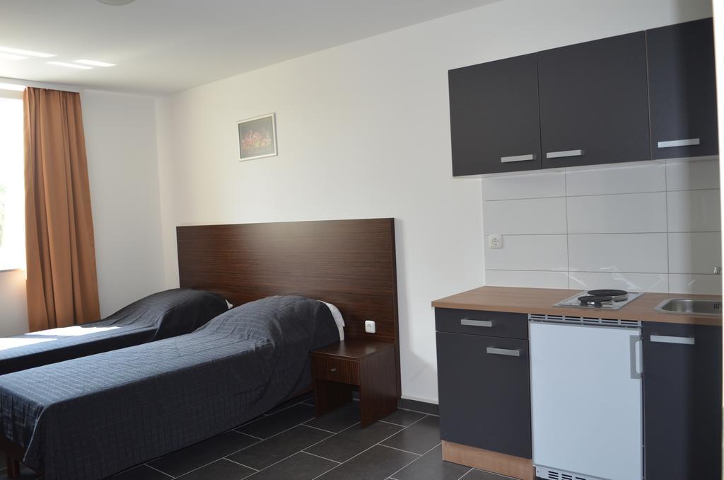 Zwei Raben Pension Mainz Kamer foto