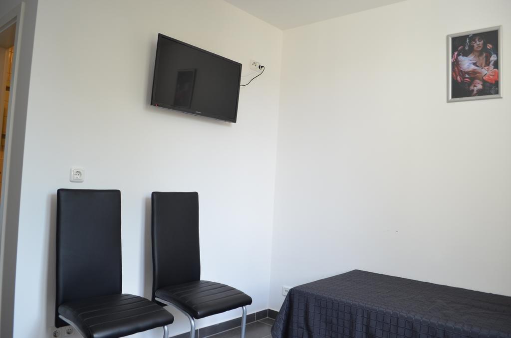 Zwei Raben Pension Mainz Kamer foto