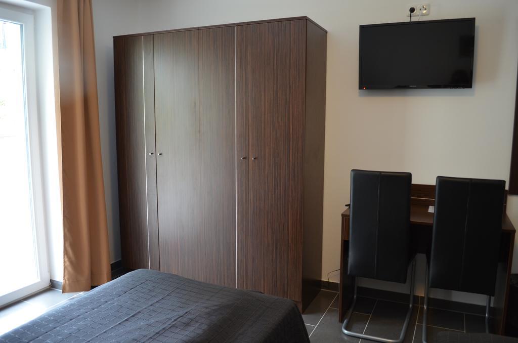 Zwei Raben Pension Mainz Buitenkant foto